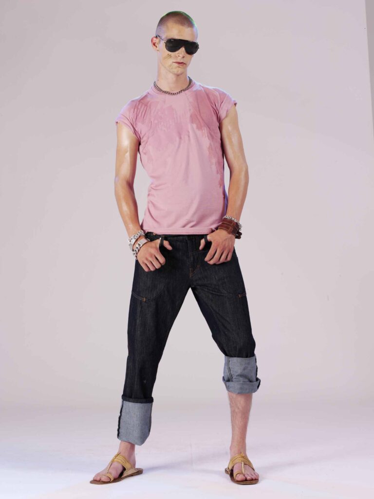About Blu Men and Women Spring / Summer 2008 lookbook, look 18 of 49 — denim, jersey and casualwear menswear and womenswear designed by Leonardo Del Paggio